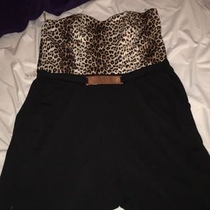 Leopard romper